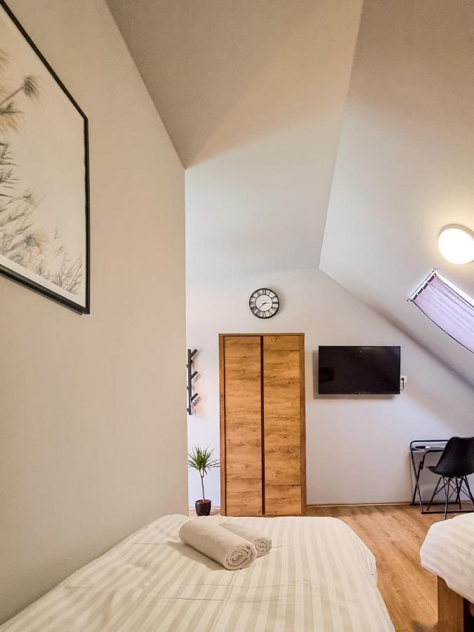 Xxl Rooms Osijek Eksteriør bilde