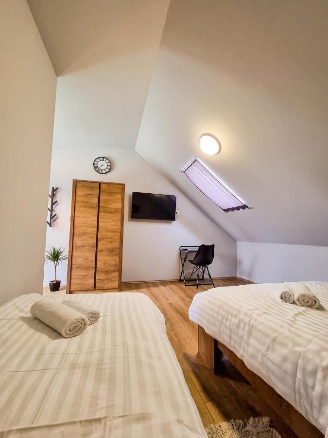 Xxl Rooms Osijek Eksteriør bilde