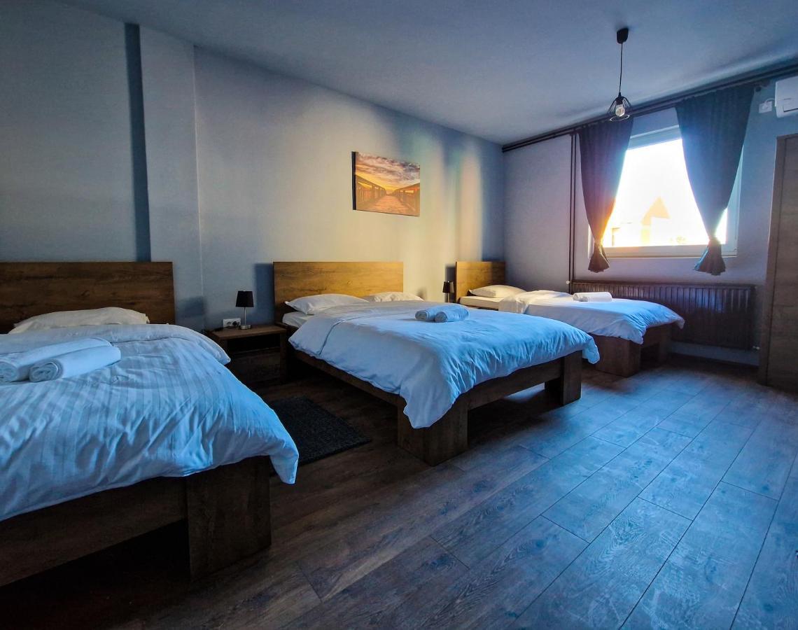 Xxl Rooms Osijek Eksteriør bilde